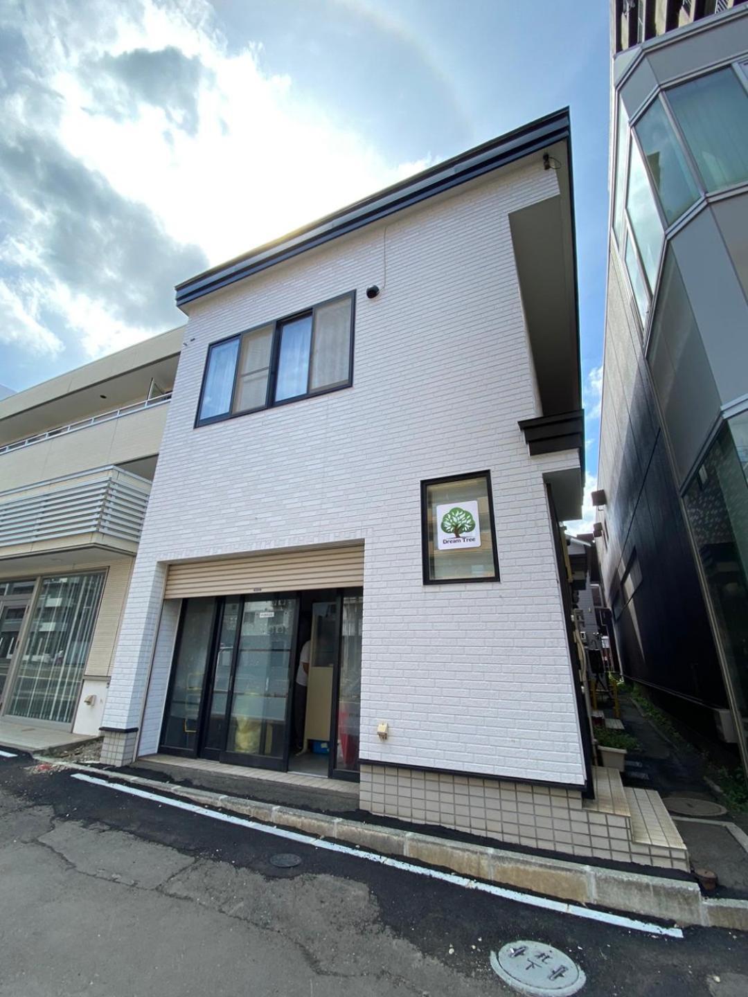 Dream Tree 札幌市电步行0分钟 超市步行1分钟 Экстерьер фото